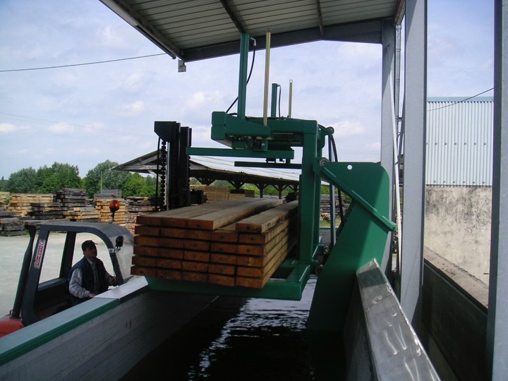 Bac-de-trempage-A2C-pour-le-traitement-des-charges-de-bois