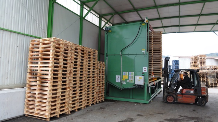 L976-BE-CABINE D'ASPERSION PALETTES BAB SUR SITE - 68