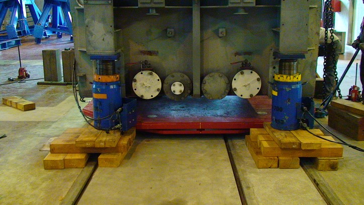 L1053-A PLAQUE ROTATIVE GROUPE CAYON SUR SITE - 44