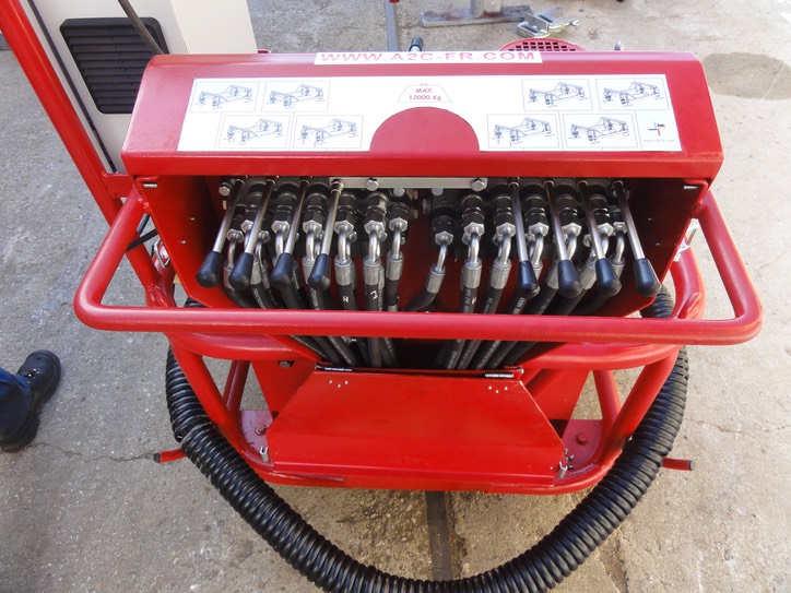 L1049-A PREMIER JEU DE CRICS ROULEUR ALSTOM A A2C - 166