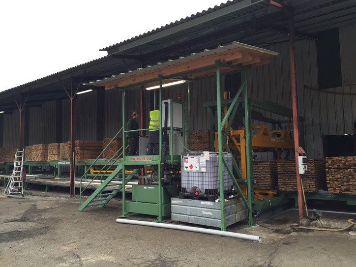 L966-B LIGNE DE TREMPAGE LESBATS SUR SITE - 190