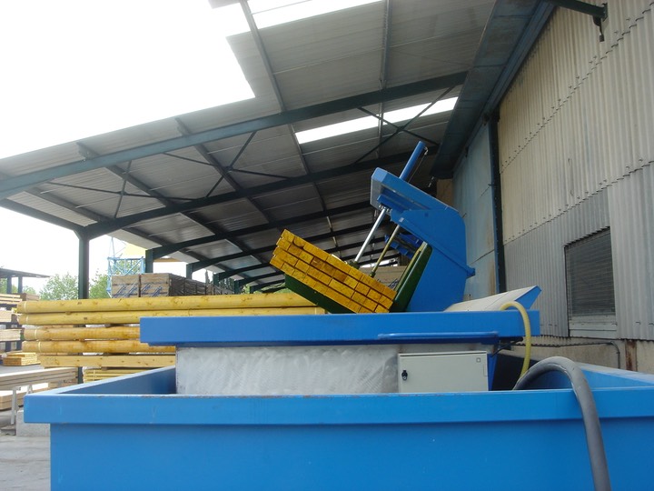 Bac-de-trempage-A2C-pour-le-traitement-des-charges-de-bois